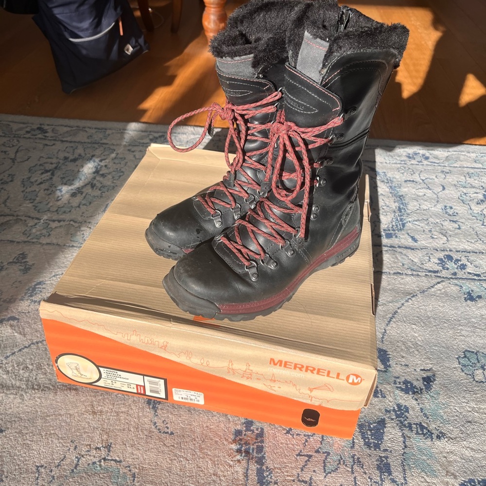 Merrill Natalya winter boots, size 8.5